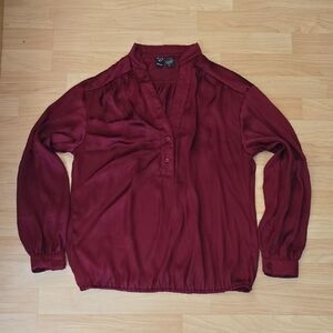 Windsor Deep Wine V-Neck Button Placket Blouse Roll Up Sleeves Size L